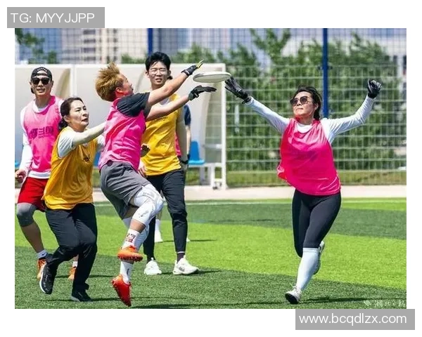 深圳飞盘队与北京飞盘队赛后复盘分析团队协作的成功与不足之处